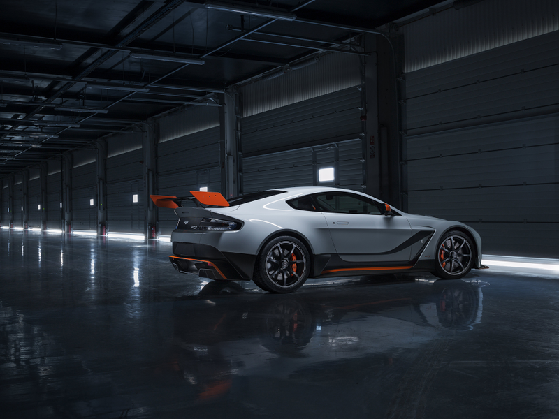 Illustration for article titled The Aston Martin Vantage GT3: The Ultimate V12 Lightweight
